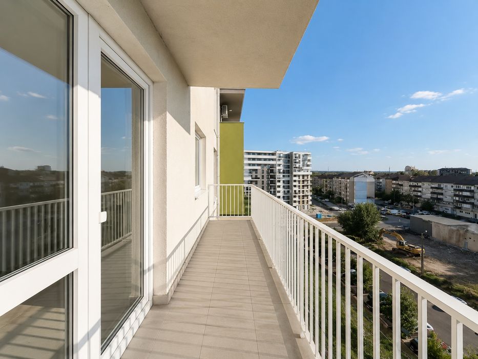 Închiriez apartament cu 3 camere