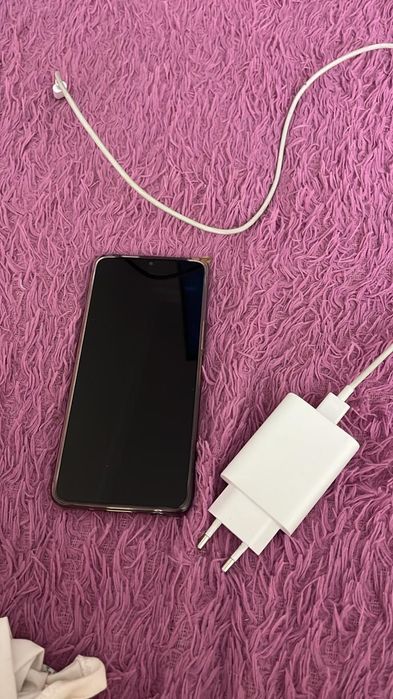 Vivo YO4 телефон