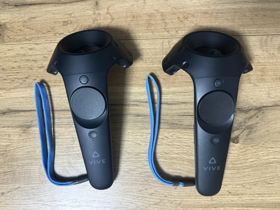 Очки виртуальной реальности НТС Vive Cosmos Elite