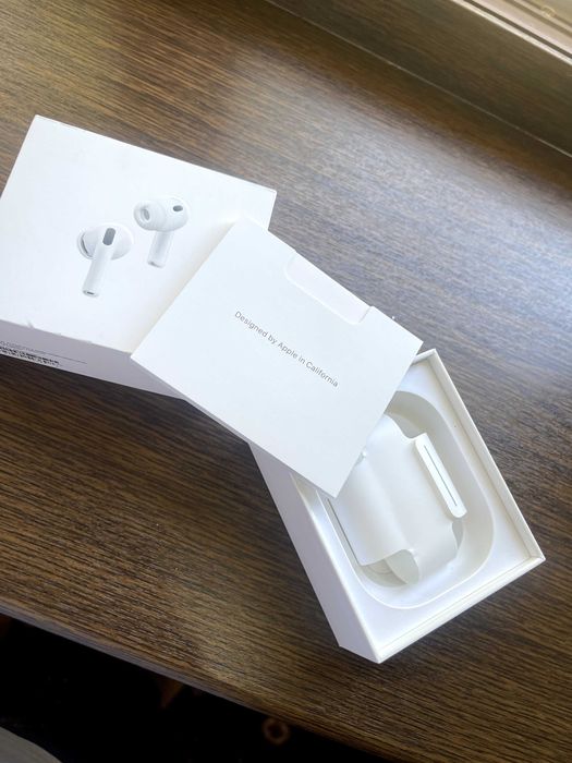 Airpods Pro 3 ORIGINAL YANGI, 1 kun ishlatilgan , kafolat 1 oy
