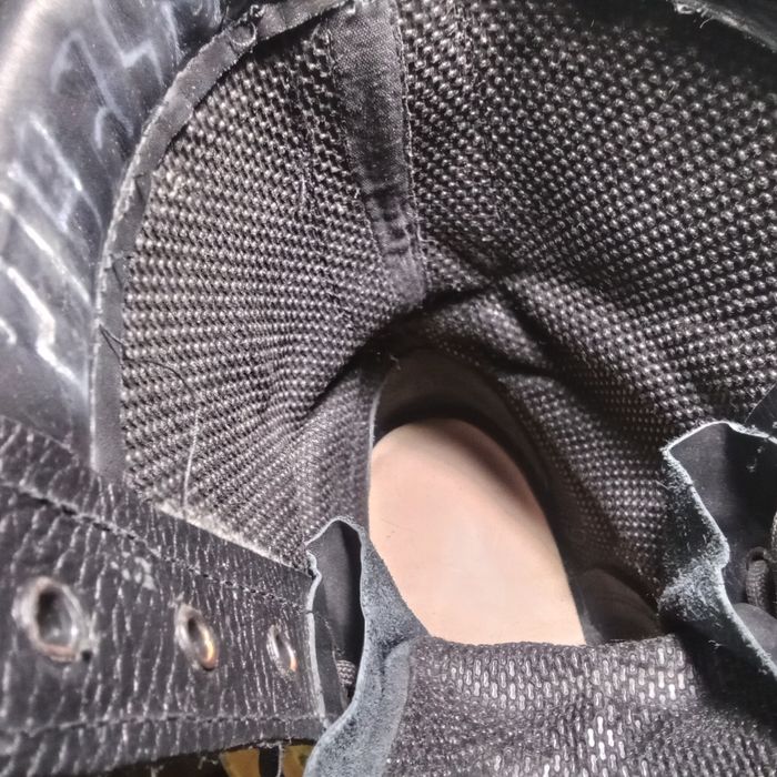 Продам берцы 46р