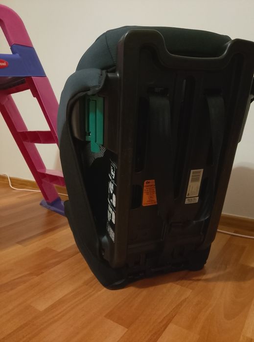 Scaun auto Kinderkraft,cu garanție, achiziționat în urma cu 2 luni