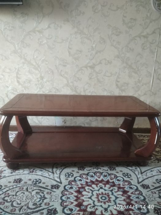 Журнальный столик