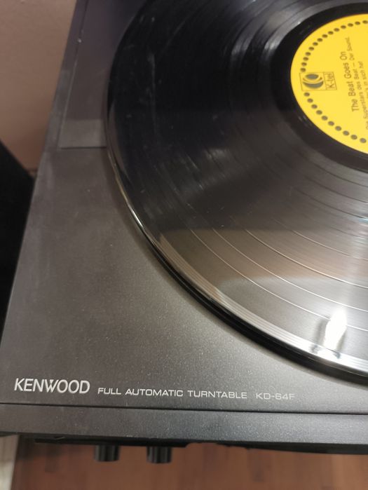 Pick-up KENWOOD full automatic turntable KD -64F