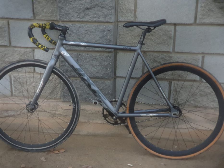 Продам фикс  jixf