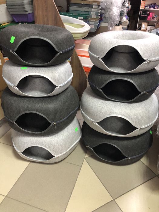 Когтеточки домики для кошек и маленьких собак.