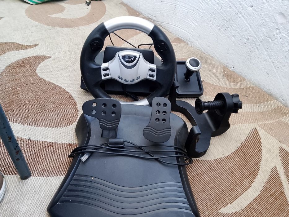 Продам игровой руль