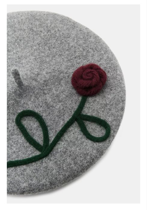 Вълнена барета Zara