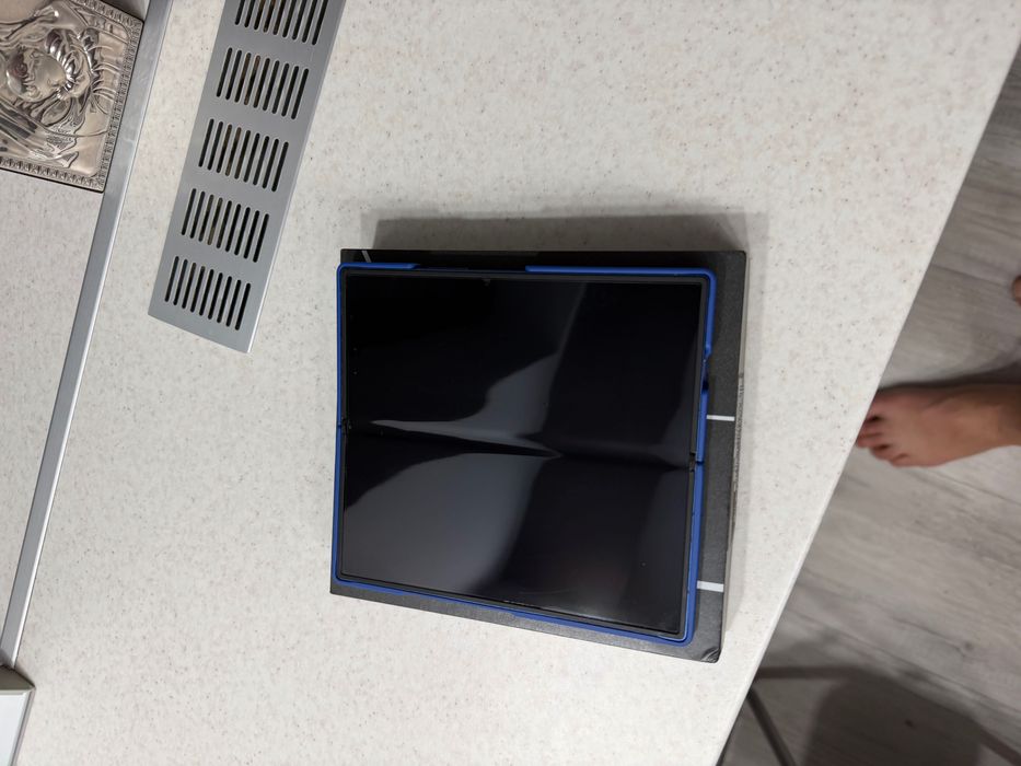 Samsung  galaxy fold 7Z