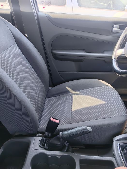 Ford Focus, BENZINA1.6, 123.200km, km reali