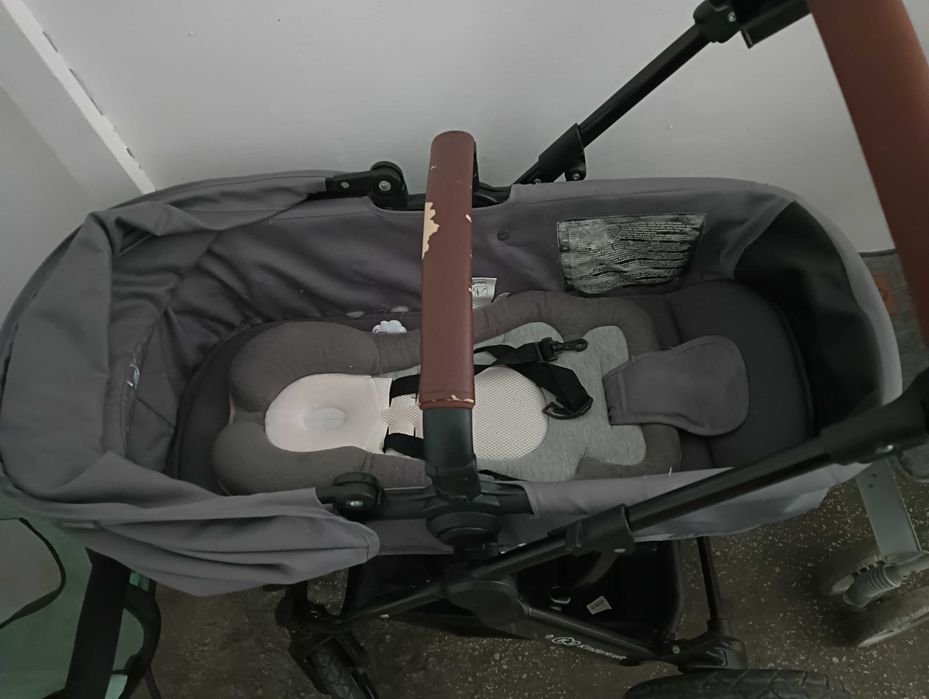 Vând căruț 300 lei