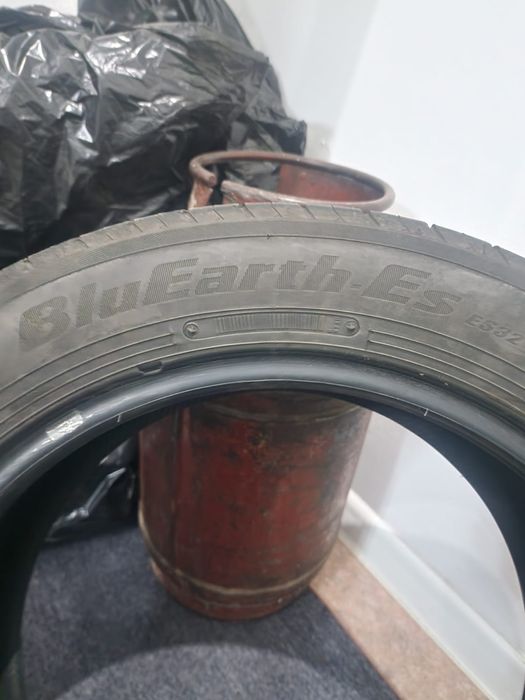 продам летние шины 215/55/17