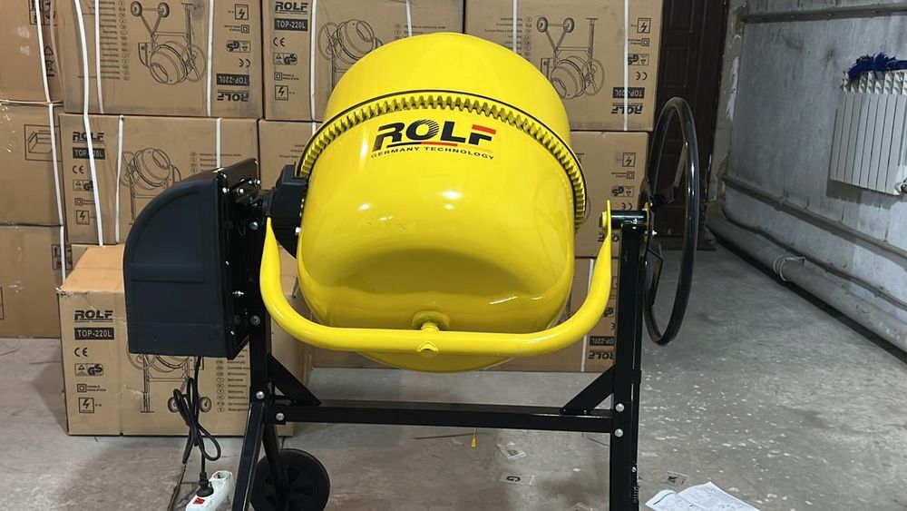 Бетономешалка ROLF 220L