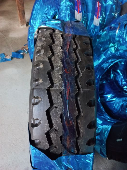 Автошина 13R22.5 PR18 CONSTANSY ( китай)- Универсальный.