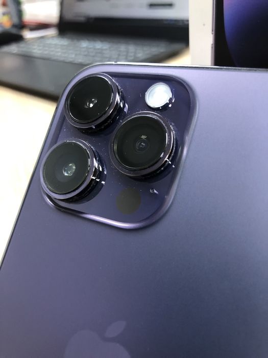 iPhone 14 pro 256 (A4)