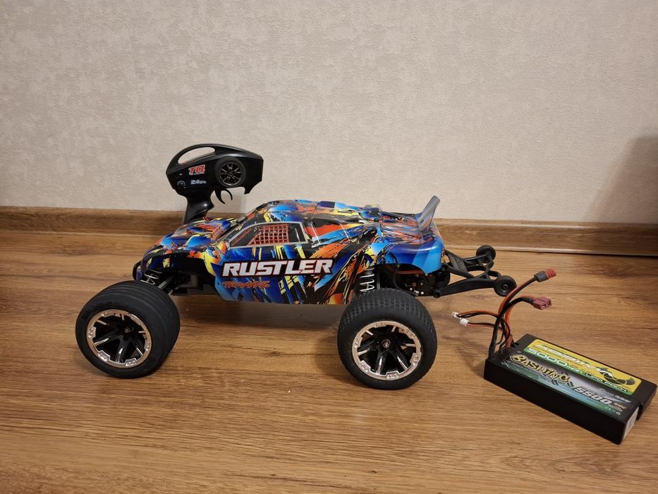 Automodel traxxas rustler 2WD