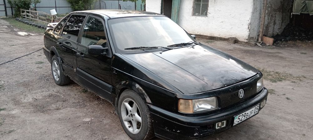 Продам Пассат в3 1.8 л.