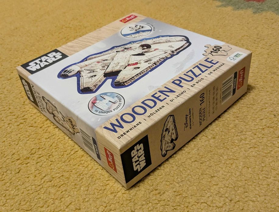 Puzzle din lemn cu 160 piese Star Wars. Millenium Falcon