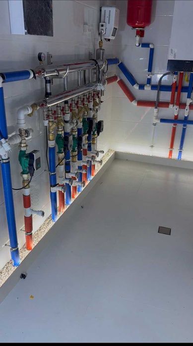 Новый дом , 260 м2 , техника, мебель , готова к заезду