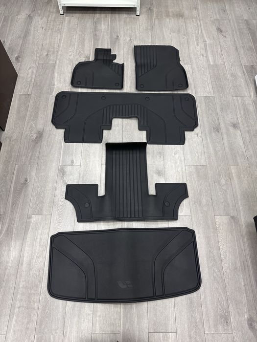 Полики в оригинале на Lixiang l9