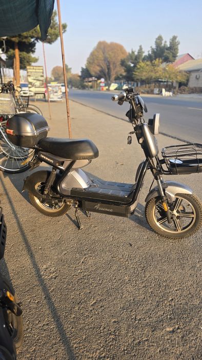 Rabochi DRONGO 16li Jk skuter