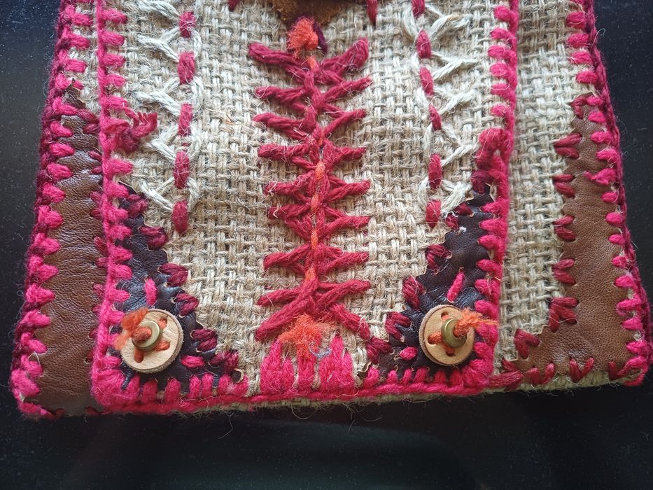 Етно чантичка от естествени материали