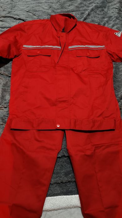 Продам спецодежду