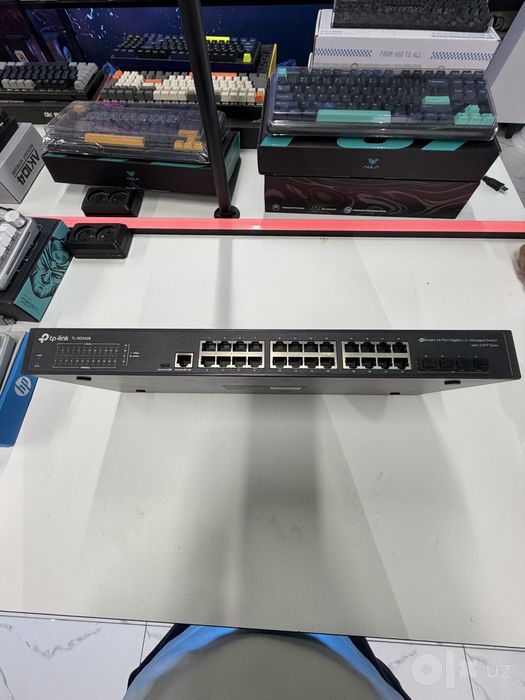 24 port gigabyte switch sg3428