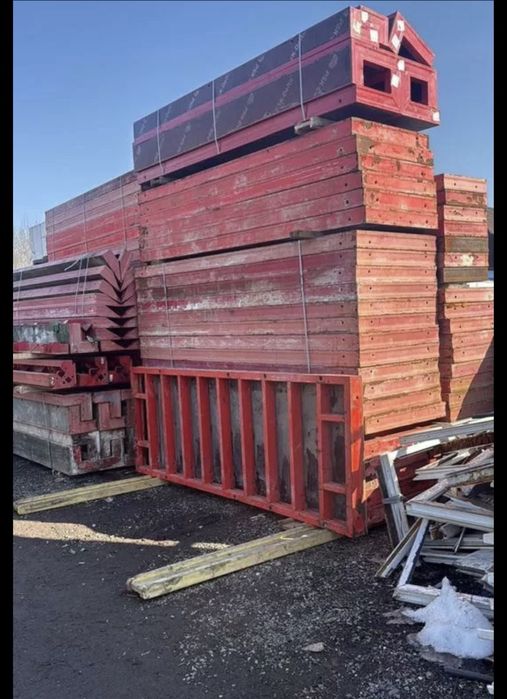 Продается Опалубка крупнощитовая