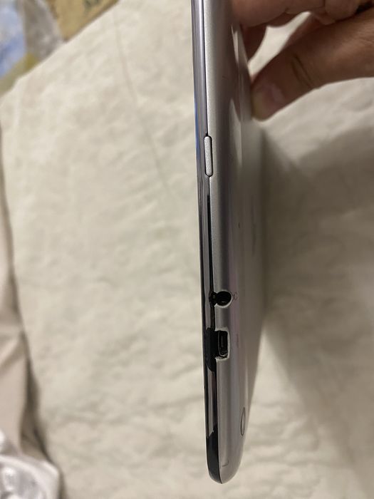 Планшет Prestigio multipad 4