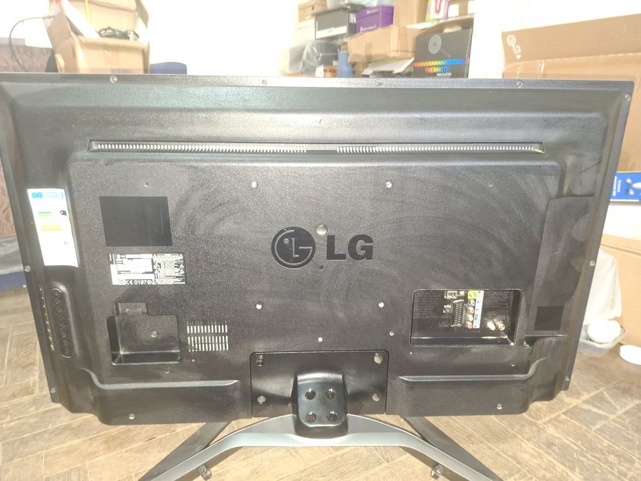 TV Led LG Smart 3D 106 cm 42LA620S