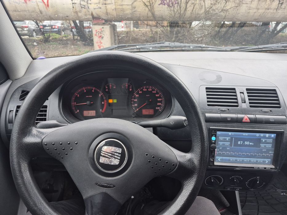 Seat ibiza 2002 1.4 benzina