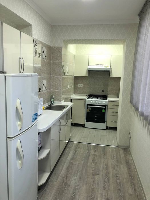 Продам квартиру Цум посольство Кореи 2/3/4 69м2