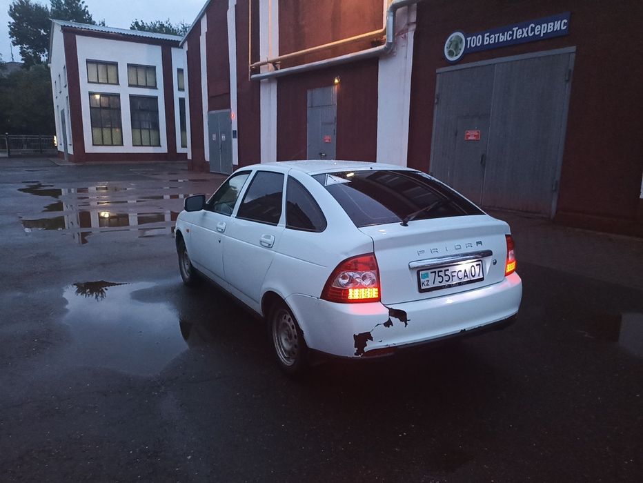 Продам Приору 2172 хэтчбек.