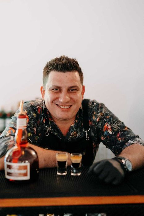 Cocktail Bar/Bar Mobil/Barmani pentru orice tip de eveniment!