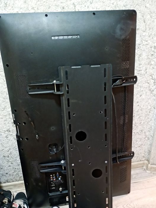 Продам телевизор