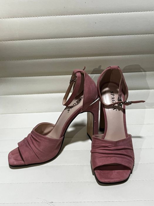 Туфли босоножки розовый