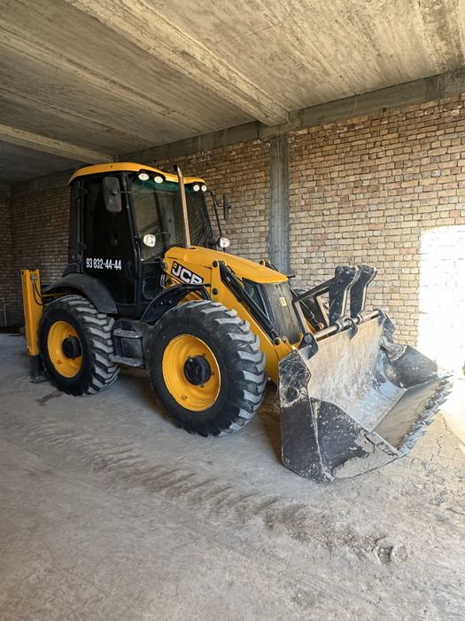 JCB 4 CX Англиски холати идеал