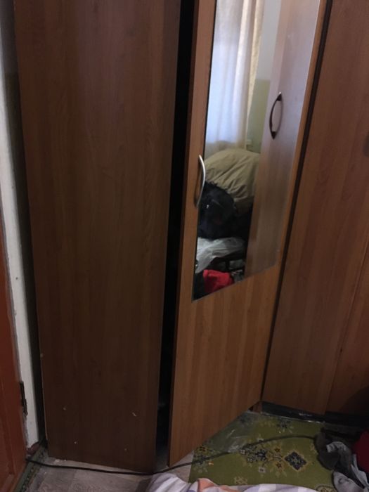 Продам угловой шкаф