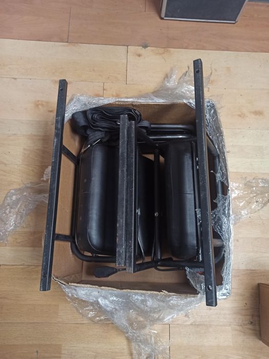 Допълнителни седалки с колани от Рено Канго 2005г