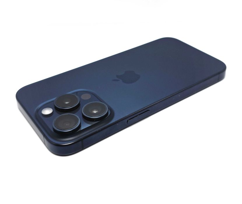 iPhone 15 Pro 256GB Titanium Blue
