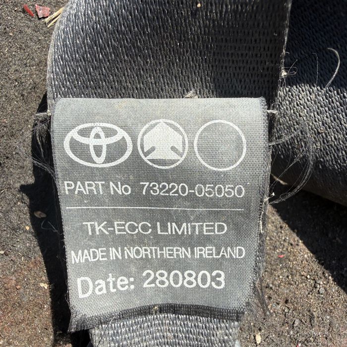 Преден ляв предпазен колан за Toyota Avensis T25 73220-05050