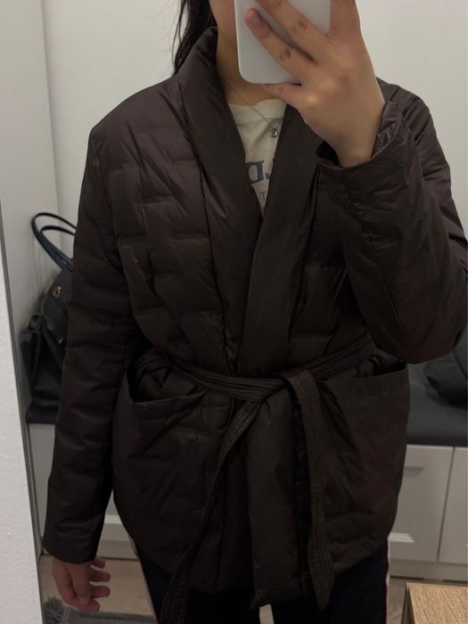 Куртка весенняя.