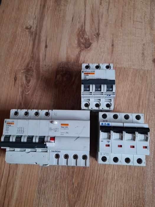 Sigurante diferențiale Noark,Schneider /simple, tetrapolare,tripolare