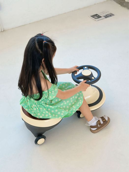 Машинка каталка для детей