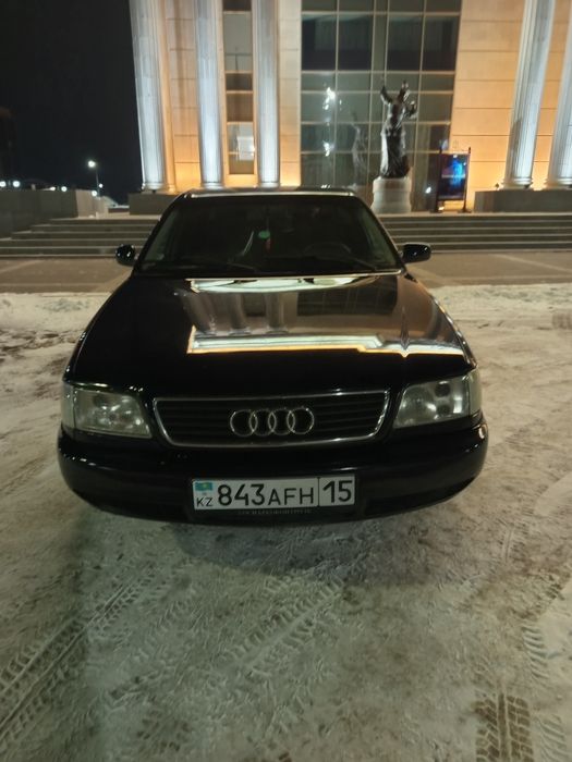 Продам Ауди а6 с4 2литра