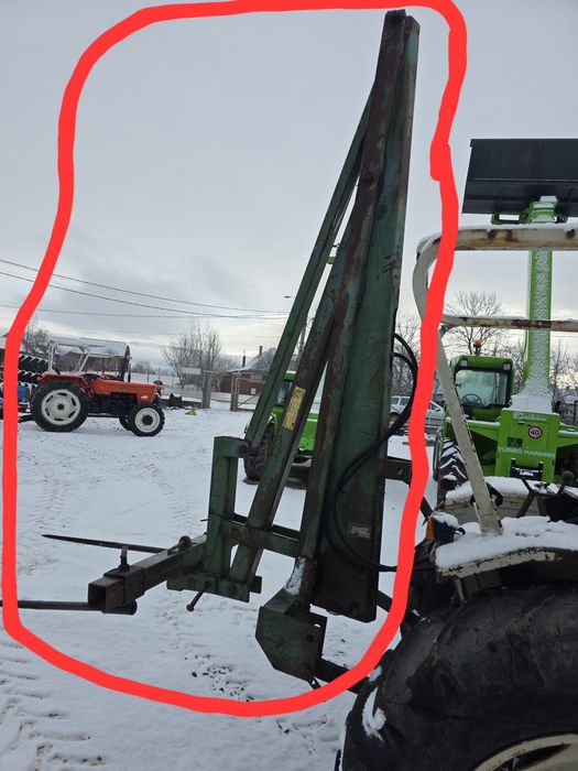 Piese tractor incarcator in tiranti pentru baloti rotunzi