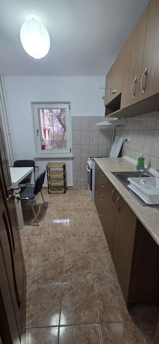 2 Camere Decomandat Rovine Pizza Ibiza Parter