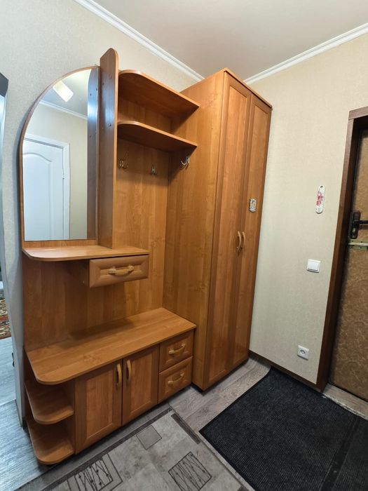 Срочно Продам  прихожую