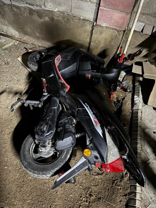 Продам мопед м8 про